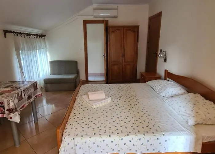 16648b Appartement Orebić